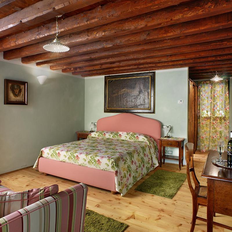 カンポ・サン・マルティーノ Tenuta Le Risare Bed & Breakfast エクステリア 写真