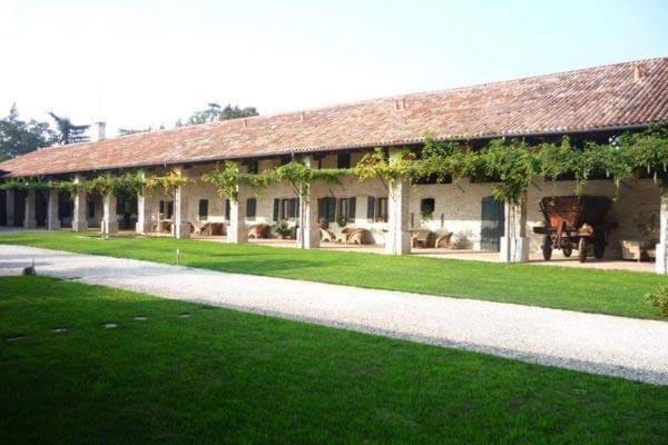 カンポ・サン・マルティーノ Tenuta Le Risare Bed & Breakfast エクステリア 写真